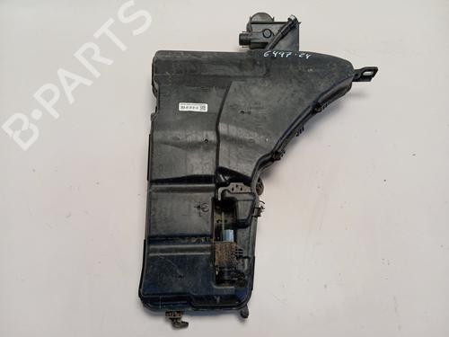 Used Windscreen washer tank Windscreen washer tank 39079762 39079762