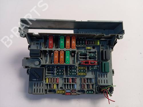 Used Fuse box BMW 3 (E90) [2004-2012]  20321826