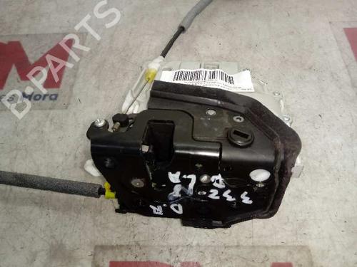 Vergrendeling rechts achter AUDI A4 B9 Avant (8W5, 8WD) [2015-2025]  18490611