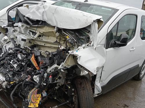 Third brake light PEUGEOT RIFTER | BP22563638L11