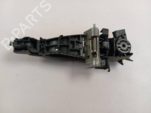 Front left exterior door handle LAND ROVER DISCOVERY IV (L319)  | BP21043704C128 