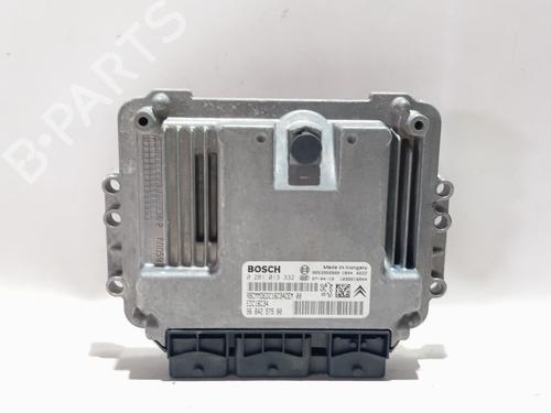 Used Engine control unit (ECU) Engine control unit (ECU) 39402480 39402480