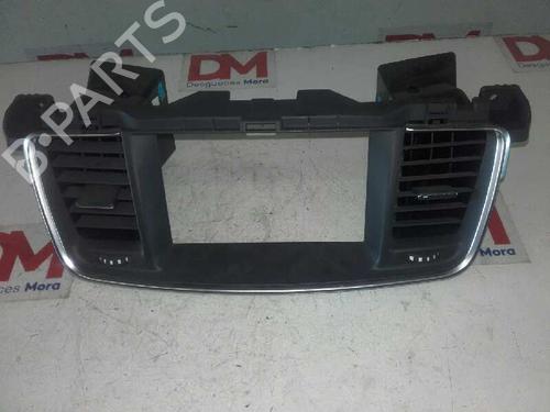 Used Air vent PEUGEOT 508 I (8D_) 2.0 HDi (140 hp) 14128792