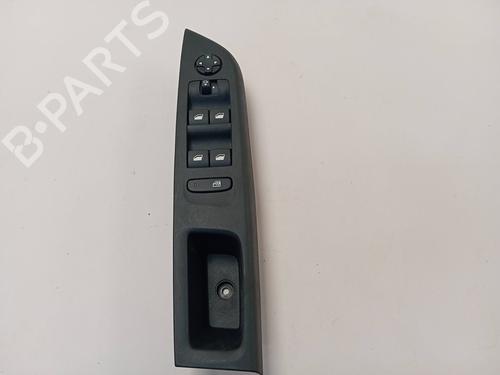 Used Left front window switch OPEL CORSA F (P2JO) [2019-2025]  19939024