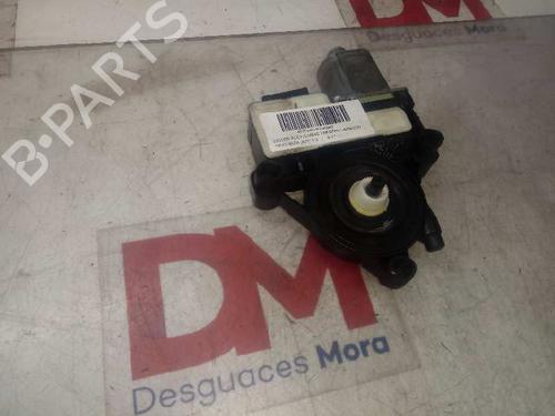Used Right rear window motor Right rear window motor SEAT IBIZA V (KJ1, KJG) 1.0 (75 hp) 12654594 12654594