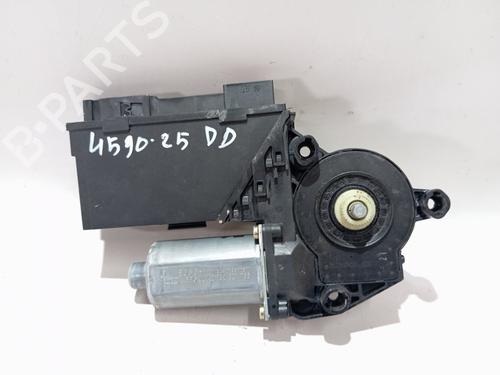 Rudehejsemotor forskærm højre VW TOUAREG (7LA, 7L6, 7L7) [2002-2013]  28950640