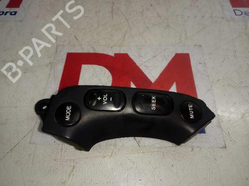 Used Steering wheel controls HYUNDAI SANTA FÉ II (CM) 2.2 CRDi GLS (150 hp) 12663991