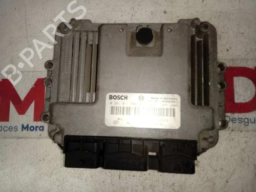 Used Engine control unit (ECU) RENAULT MEGANE II Saloon (LM0/1_) 1.9 dCi (LM0G, LM1G, LM2C) (120 hp) 12650792