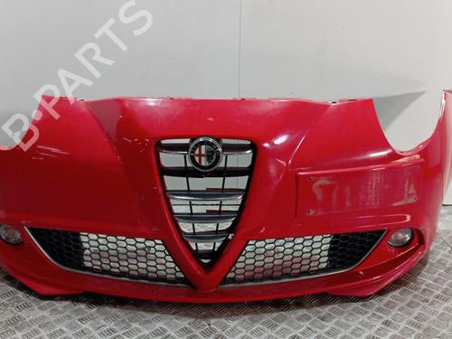 Used Front bumper Front bumper ALFA ROMEO MITO (955_) 1.3 MultiJet (955AXP1A, 955AYC1A) (95 hp) 40498201 40498201