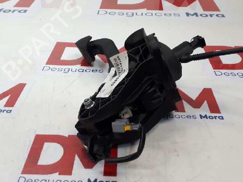 Clutch pedal TOYOTA PROACE VERSO Bus (MPY_) 1.6 D4d (MPY9) | BP16570032I13 