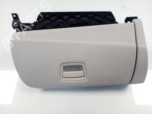 Used Glove box BMW 6 Coupe (F13) 640 d (313 hp) 18099091