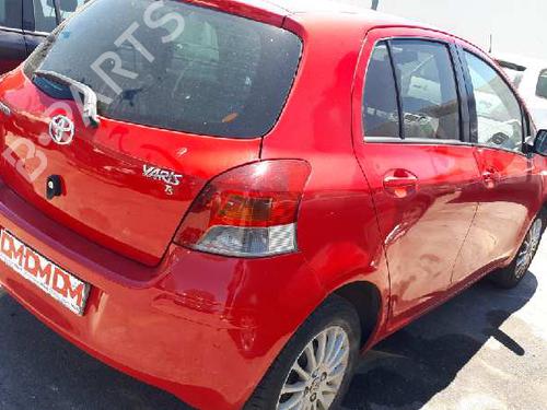 Cockpit TOYOTA YARIS (_P9_) 1.4 D-4D (NLP90_, NLP90R) | BP13539420C47 