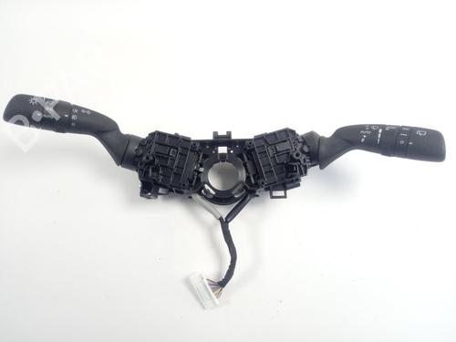 Used Headlight switch TOYOTA YARIS CROSS (MXP_) [2020-2025]  19063147