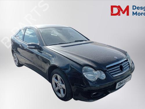 Brugte MERCEDES-BENZ C-CLASS (W203) C 200 CDI (203.007) (122 hp) 4413071