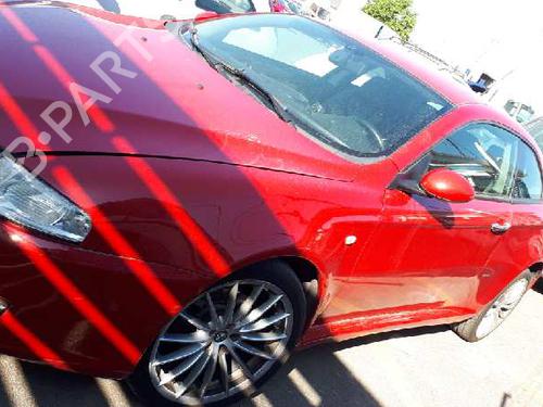 Fuse box ALFA ROMEO GT (937_) 1.9 JTD (937CXN1B) | BP16472410E1 