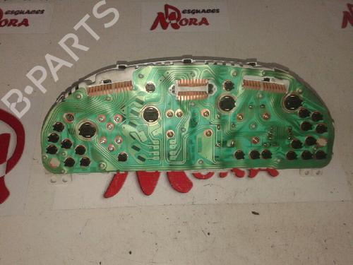 Instrument cluster KIA SORENTO I (JC) 2.5 CRDi 4WD | BP12677163C47 