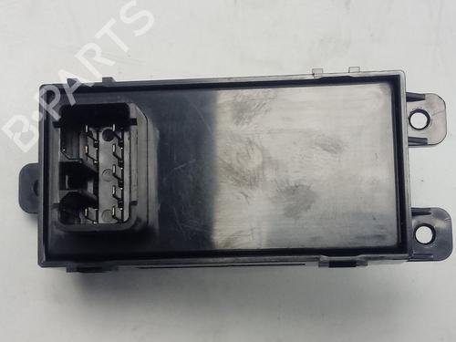 Left rear window switch HYUNDAI i30 Estate (GD) | BP30372782I29 - Image 4