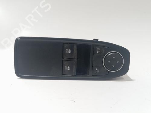Used Left front window switch Left front window switch RENAULT CLIO V (B7_) 1.0 TCe 90 (B7MT) (91 hp) 36235732 36235732
