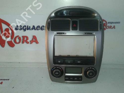 Comando chauffage KIA CERATO I Hatchback (LD) 2.0 (143 hp) 16245031