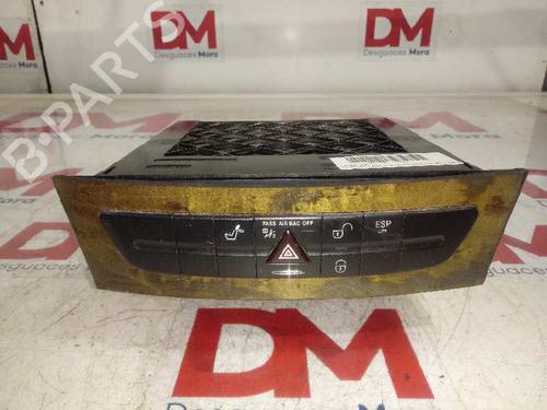 Used Radio MERCEDES-BENZ E-CLASS (W211) [2002-2009]  30372117