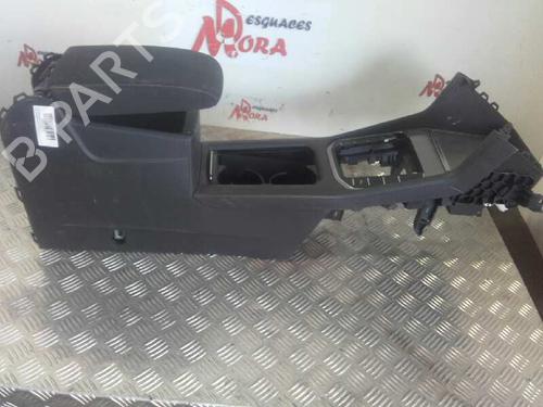 Armrest / Center console VW GOLF SPORTSVAN VII (AM1, AN1) 1.6 TDI | BP12934768I20 