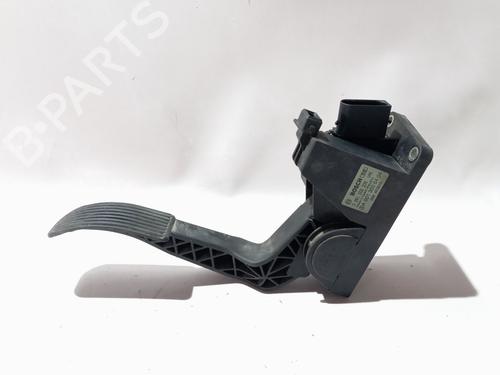 Pedal Pedal MERCEDES-BENZ VITO Van (W638) 110 CDI 2.2 (638.094) (102 hp) 37489460 37489460