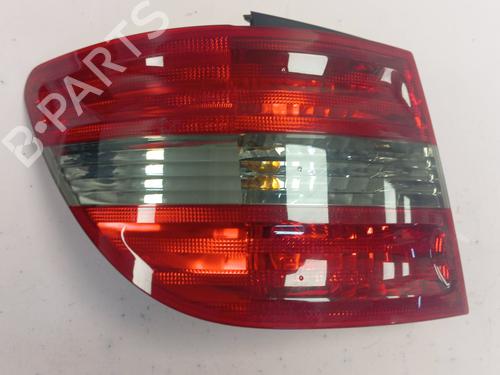 Used Left taillight MERCEDES-BENZ B-CLASS Sports Tourer (W245) [2005-2011]  31924525