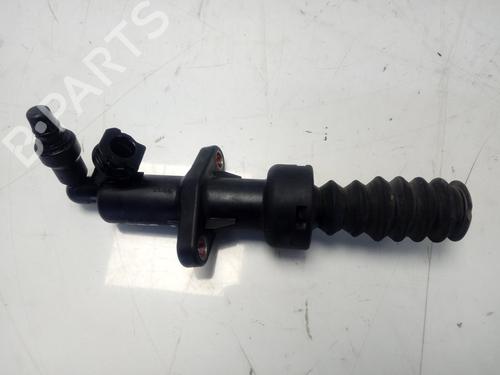 Used Clutch slave cylinder PEUGEOT 307 (3A/C) 2.0 HDi 90 (90 hp) 14133749