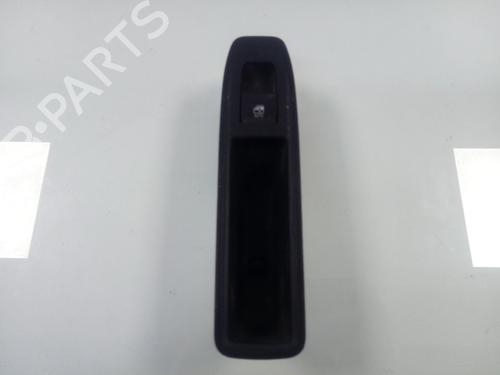 Used Left rear window switch RENAULT CAPTUR II (HF_) [2020-2025]  30373291