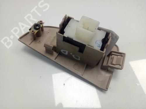 Right front window switch TOYOTA AVENSIS (_T25_) 2.0 VVT-i (AZT250_, AZT250R) | BP30373271I26 