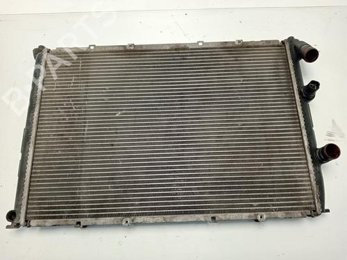 Used Water radiator RENAULT SCÉNIC I MPV (JA0/1_, FA0_) 1.9 dTi (JA0N) (98 hp) 30372568