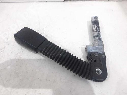 Used Seat buckle BMW 3 (E46) 320 d (150 hp) 14129944