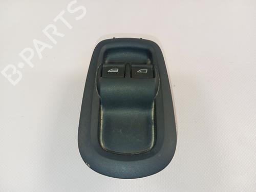 Pulsantiera anteriore sinistra Pulsantiera anteriore sinistra FORD TRANSIT CUSTOM V362 Van (FY, FZ) [2012-2026] 37260540 37260540