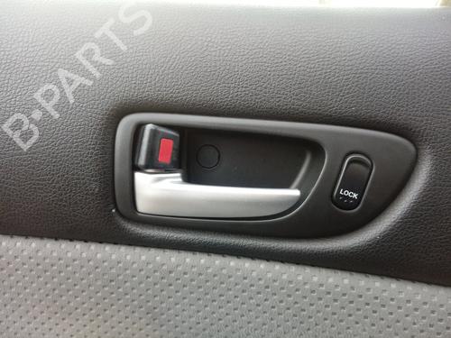 Venstre foran invendig håndtak MAZDA 6 Saloon (GG) 2.0 (GGEP, GG10) (147 hp) 13479250