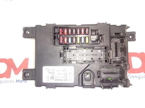 Zekeringkast FIAT GRANDE PUNTO (199_) 1.4 16V (90 hp) 12658409