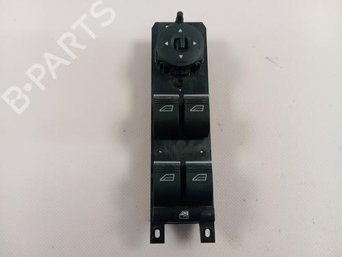 Used Left front window switch FORD FOCUS III [2010-2020]  28492359