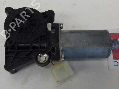 Used Right front window motor MERCEDES-BENZ CLK (C208) CLK 230 Kompressor (208.347) (193 hp) 12642189