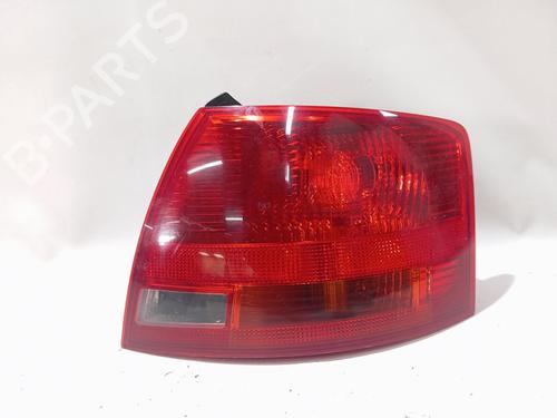 Feu arrière droit AUDI A4 B7 Avant (8ED) 2.0 TDI 16V (140 hp) 30914063
