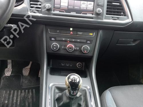 Front left exterior door handle SEAT ATECA (KH7, KHP)  | BP28031334C128 