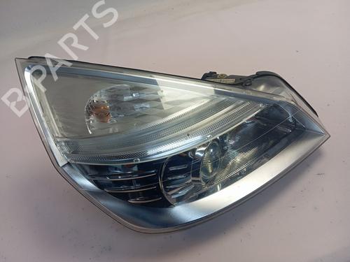 Used Right headlight RENAULT ESPACE IV (JK0/1_) [2002-2025]  30376352