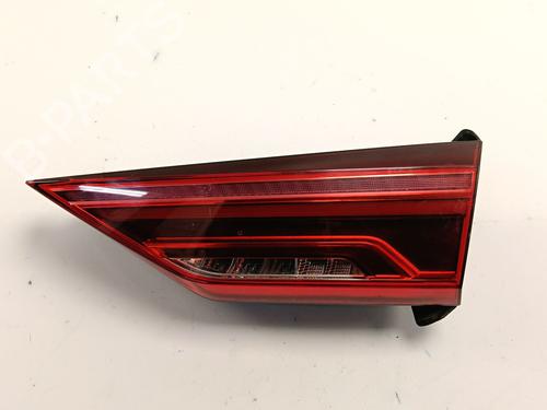 right-tailgate-light-audi-q3-sportback-f3n-2019-36235770 main image