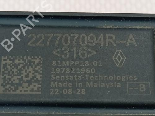 Electronic sensor RENAULT MEGANE IV Hatchback (B9A/M/N_) | BP31031786M84