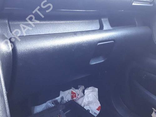 Used Glove box LAND ROVER FREELANDER I (L314) [1998-2006]  12657252