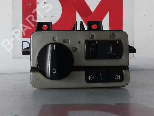 Used Headlight switch BMW 3 (E46) 318 i (118 hp) 12836837