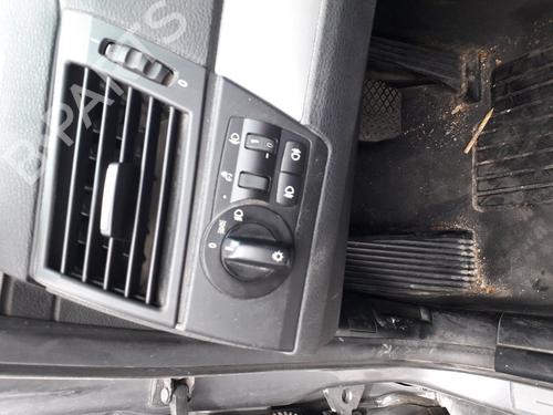Used Headlight switch BMW X3 (E83) xDrive 20 d (177 hp) 12671285