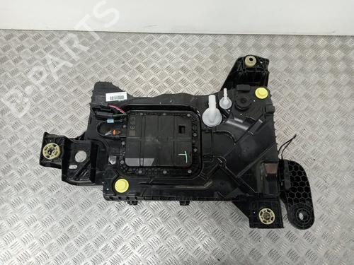 Used AdBlue tank PEUGEOT 3008 II SUV (MC_, MR_, MJ_, M4_) [2016-2025]  18308395