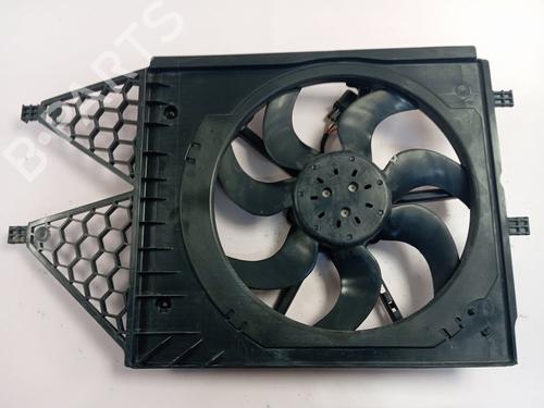 Used Radiator fan AUDI A1 (8X1, 8XK) 1.0 TFSI (95 hp) 30748104