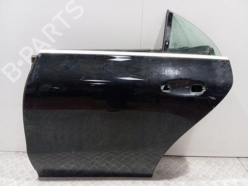 Puerta trasera izquierda MERCEDES-BENZ CLA (C118) CLA 200 d (118.312) (150 hp) 31329449