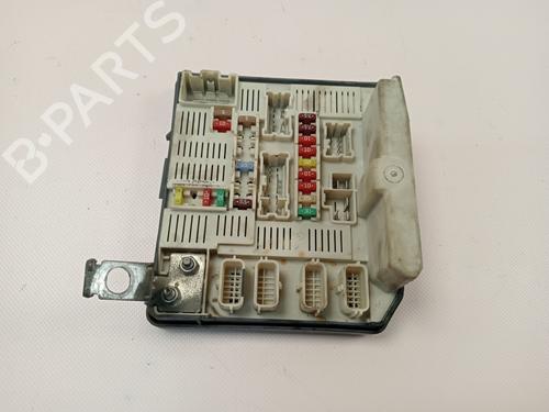 Used Fuse box RENAULT KANGOO / GRAND KANGOO II (KW0/1_) 1.5 dCi 85 (KW0K, KW0L, KW0B) (86 hp) 27206839
