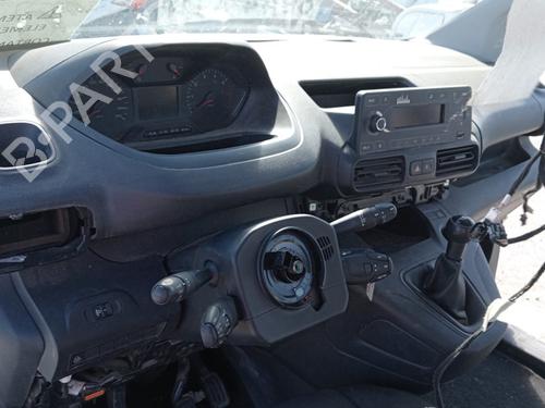 Front windshield wiper arm PEUGEOT RIFTER | BP17028126C143